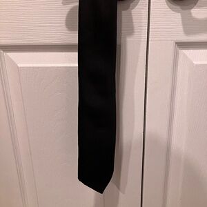 Legacy Signature Black Tie